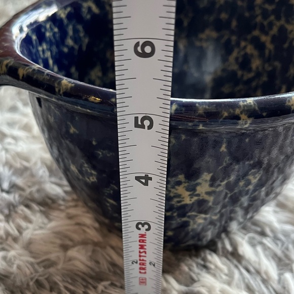 Bennington Potters batter bowl, for mixing and pouring, blue and white marbled - Picture 7 of 7